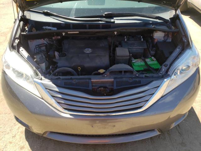 Photo 7 from auction – 2014 TOYOTA SIENNA XLE with VIN 5TDYK3DC0ES418405
