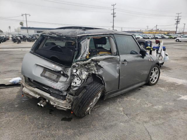 Photo 4 from auction – 2006 MINI COOPER S with VIN WMWRE33536TL22203