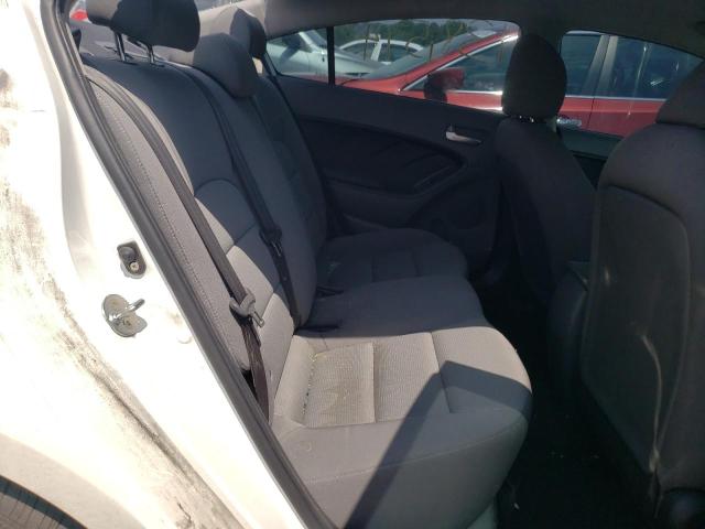 Photo 6 from auction – 2017 KIA FORTE LX with VIN 3KPFK4A75HE068191