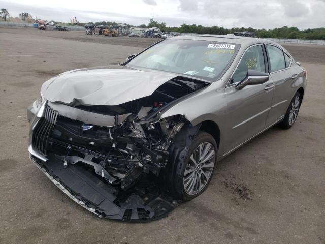 Photo 2 from auction – 2021 LEXUS ES 300H with VIN 58ADA1C15MU008428