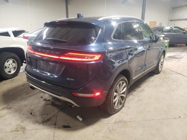 Photo 4 from auction – 2017 LINCOLN MKC SELECT with VIN 5LMCJ2C91HUL34194