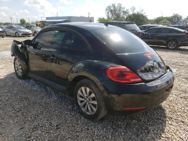 Photo 3 from auction – 2013 VOLKSWAGEN BEETLE with VIN 3VWFP7AT7DM636891