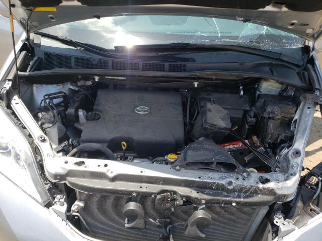 Photo 7 from auction – 2015 TOYOTA SIENNA LE with VIN 5TDKK3DC1FS648526
