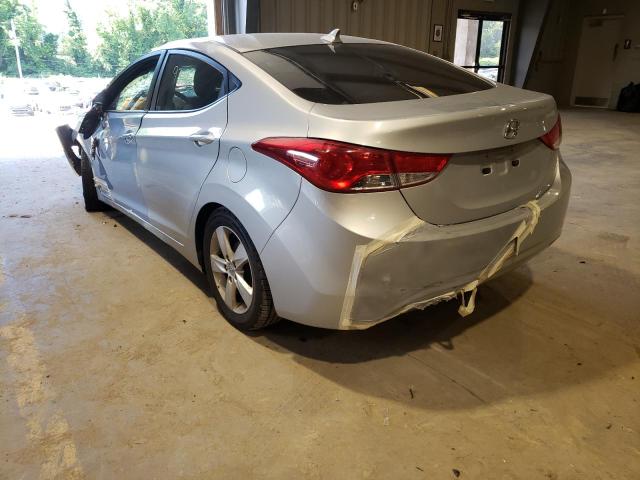 Photo 3 from auction – 2011 HYUNDAI ELANTRA GL with VIN 5NPDH4AE5BH014977