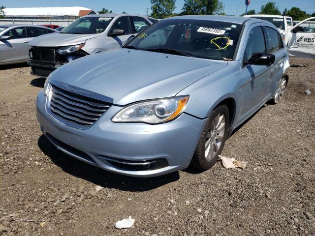 Photo 2 from auction – 2013 CHRYSLER 200 LIMITE with VIN 1C3CCBCG3DN743998