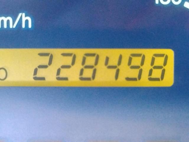 Photo 8 from auction – 2003 TOYOTA SIENNA CE with VIN 4T3ZF19C63U522964