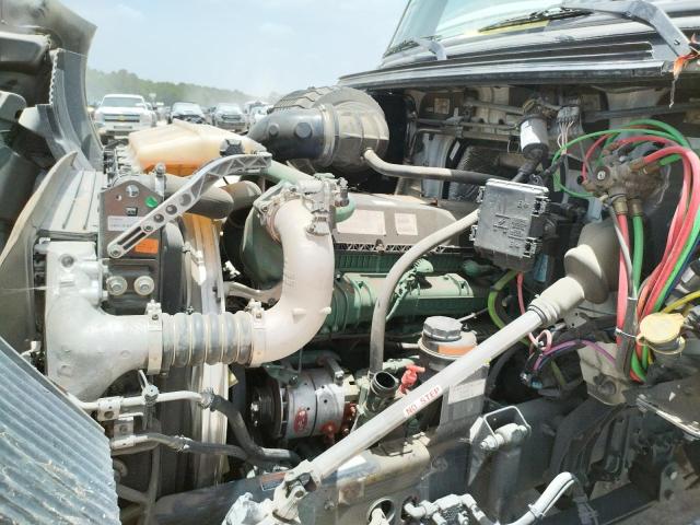 Photo 7 from auction – 2020 VOLVO VNR with VIN 4V4WC9EH5LN225191
