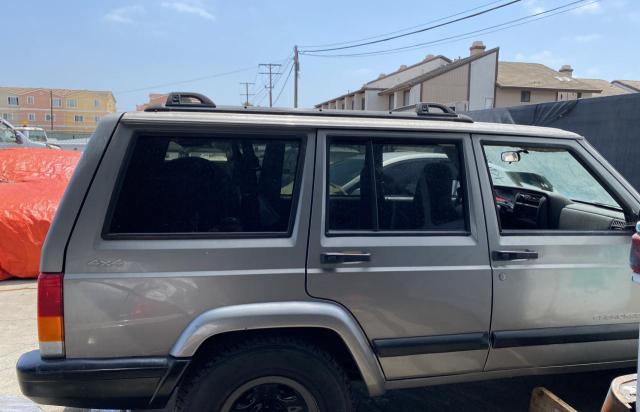 JEEP CHEROKEE S 2001 with VIN 1J4FF48S31L588475 - Photo from auction