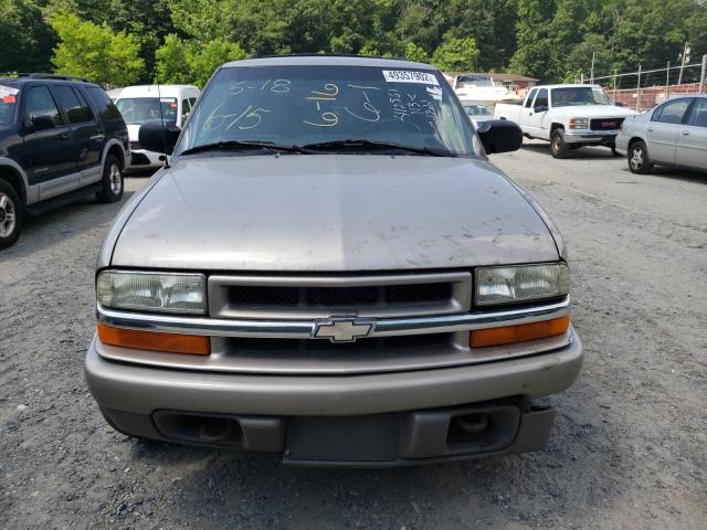 Photo 9 from auction – 2002 CHEVROLET BLAZER with VIN 1GNDT13W12K216131