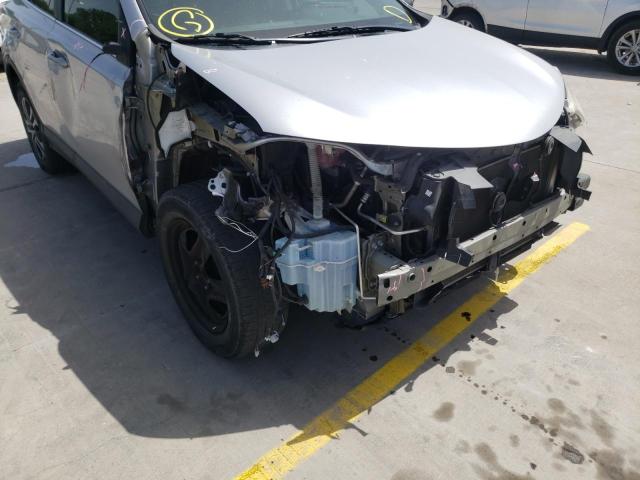 Photo 9 from auction – 2017 TOYOTA RAV4 LE with VIN 2T3ZFREV4HW350544