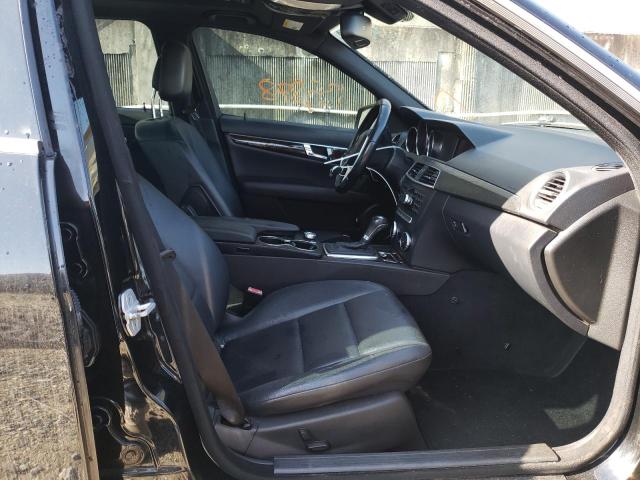 Photo 5 from auction – 2014 MERCEDES-BENZ C 250 with VIN WDDGF4HB8EA963536