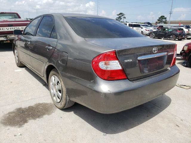 Photo 3 from auction – 2004 TOYOTA CAMRY LE with VIN 4T1BE32K14U897527