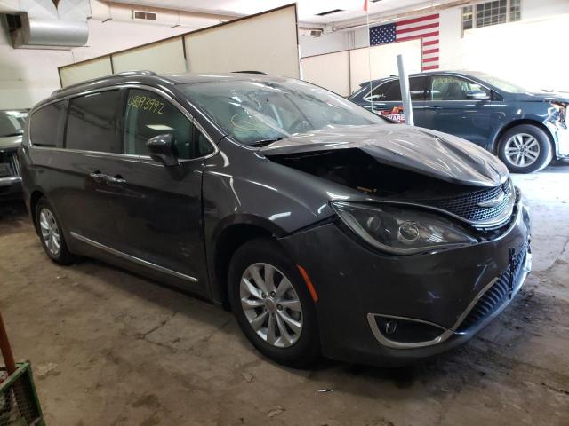 CHRYSLER PACIFICA T 2019 with VIN 2C4RC1BG8KR650637 - Photo from auction