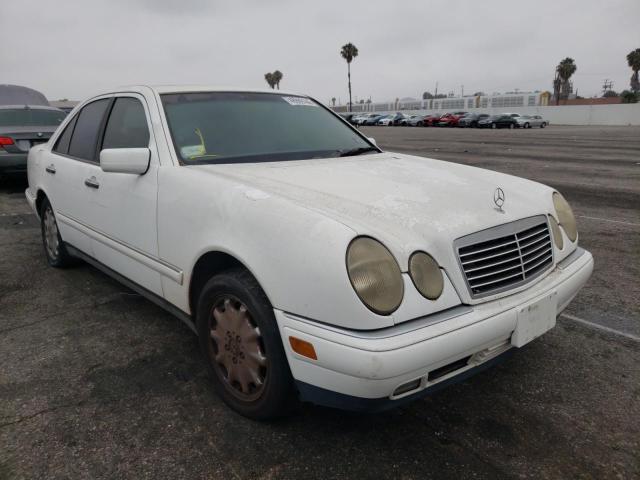 MERCEDES-BENZ E 320 1998 with VIN WDBJF65F9WA700975 - Photo from auction