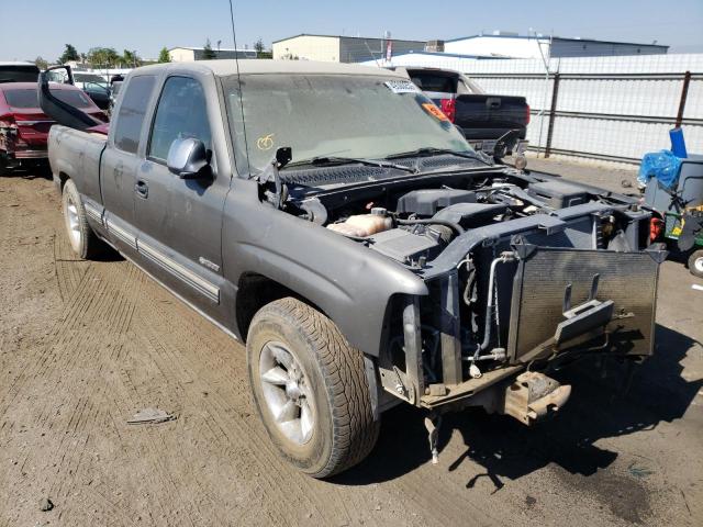 CHEVROLET SILVERADO 2000 with VIN 2GCEC19TXY1140752 - Photo from auction
