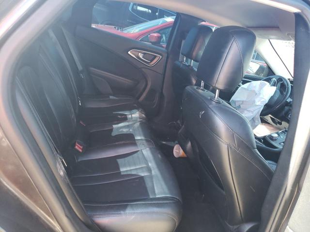 Photo 6 from auction – 2015 CHRYSLER 200 LIMITE with VIN 1C3CCCAB1FN723152