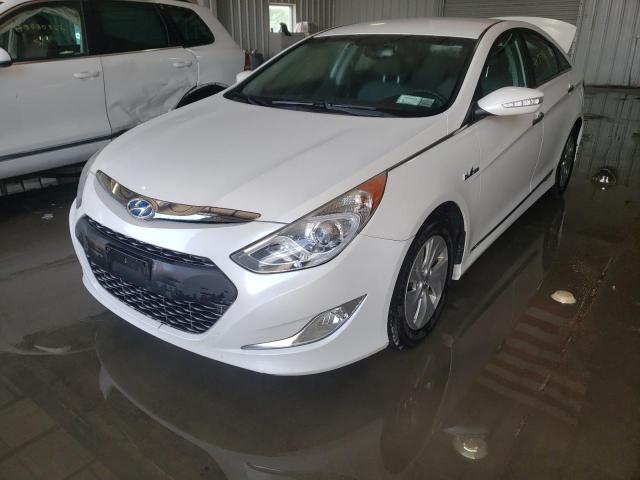 Photo 2 from auction – 2013 HYUNDAI SONATA HYB with VIN KMHEC4A45DA087198