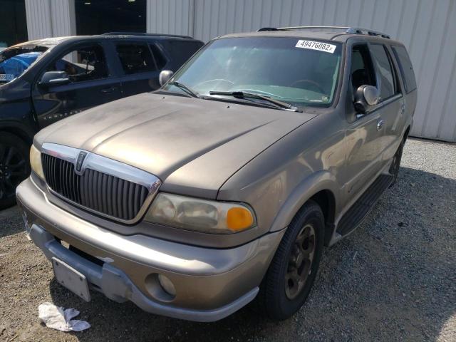 Photo 2 from auction – 2001 LINCOLN NAVIGATOR with VIN 5LMEU27A31LJ00915