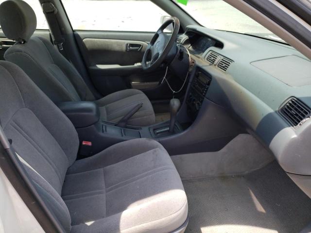 Photo 5 from auction – 2000 TOYOTA CAMRY CE with VIN 4T1BG22K7YU988019