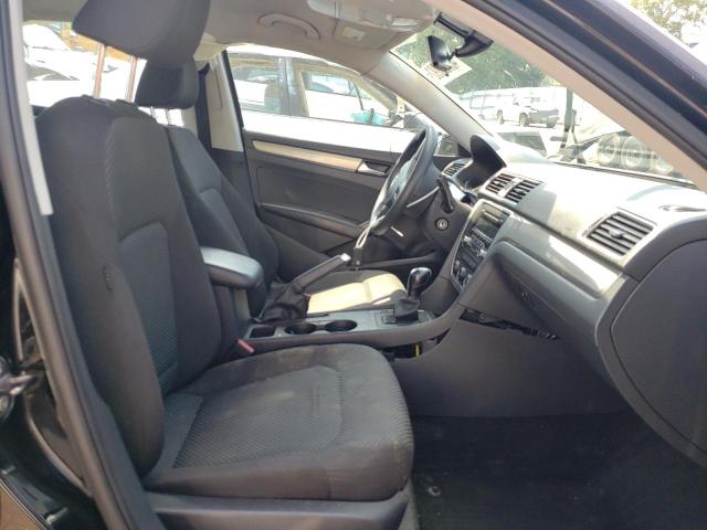 Photo 5 from auction – 2013 VOLKSWAGEN PASSAT S with VIN 1VWAP7A35DC030534