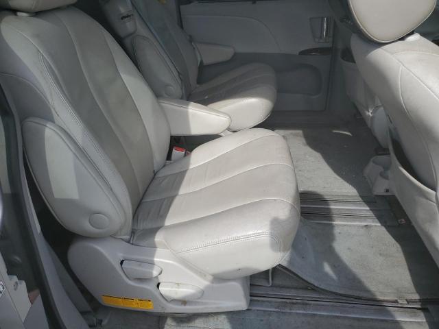Photo 6 from auction – 2014 TOYOTA SIENNA XLE with VIN 5TDYK3DC2ES521759