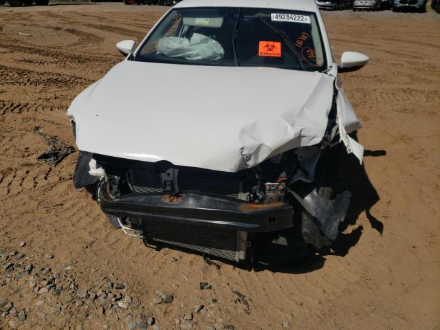 Photo 9 from auction – 2012 VOLKSWAGEN PASSAT SE with VIN 1VWBP7A34CC081171