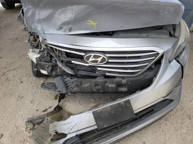 Photo 7 from auction – 2016 HYUNDAI SONATA SE with VIN 5NPE24AF9GH309828