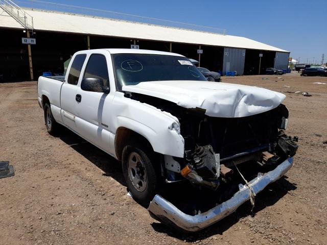 CHEVROLET SILVERADO 2000 with VIN 1GCEC19W9YZ261287 - Photo from auction