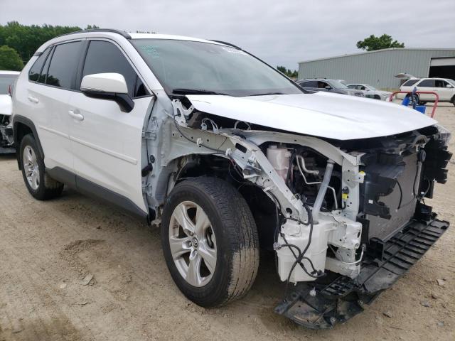 TOYOTA RAV4 XLE 2019 with VIN 2T3W1RFVXKW004344 - Photo from auction