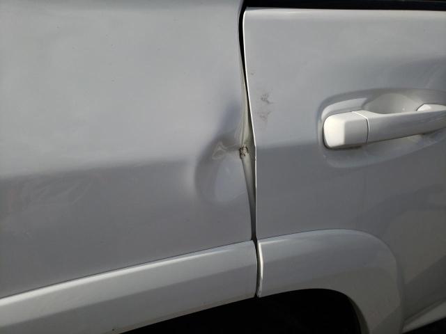 Photo 9 from auction – 2014 TOYOTA 4RUNNER SR with VIN JTEBU5JR9E5159015