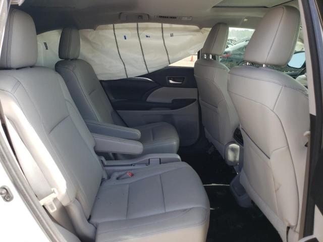 Photo 6 from auction – 2017 TOYOTA HIGHLANDER with VIN 5TDYZRFH2HS209646
