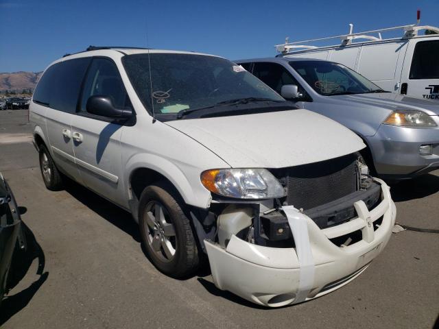 DODGE GRAND CARA 2005 with VIN 2D4GP44L95R566194 - Photo from auction