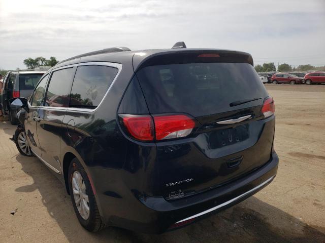 Photo 3 from auction – 2017 CHRYSLER PACIFICA T with VIN 2C4RC1BG2HR762486