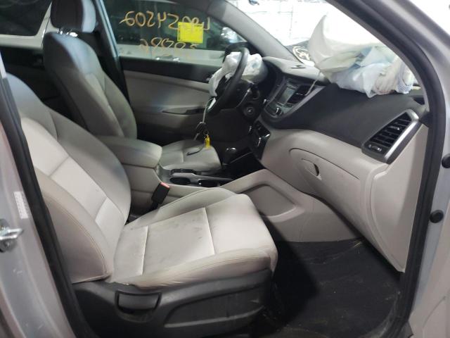 Photo 5 from auction – 2017 HYUNDAI TUCSON LIM with VIN KM8J3CA28HU506902