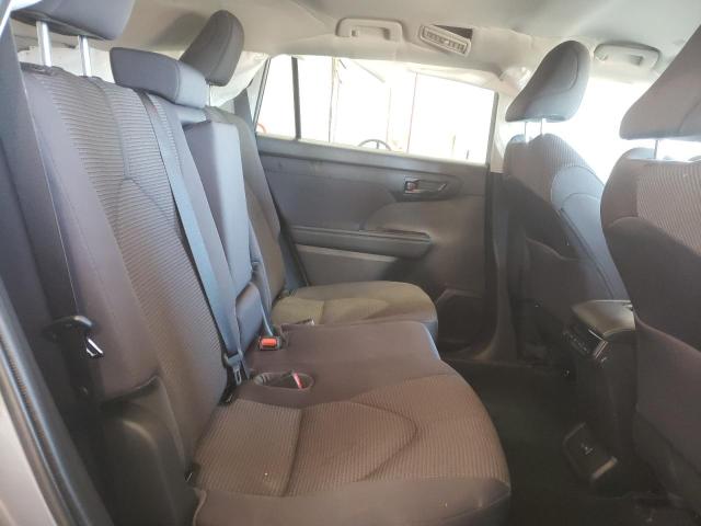 Photo 6 from auction – 2022 TOYOTA HIGHLANDER with VIN 5TDBZRBH0NS194085