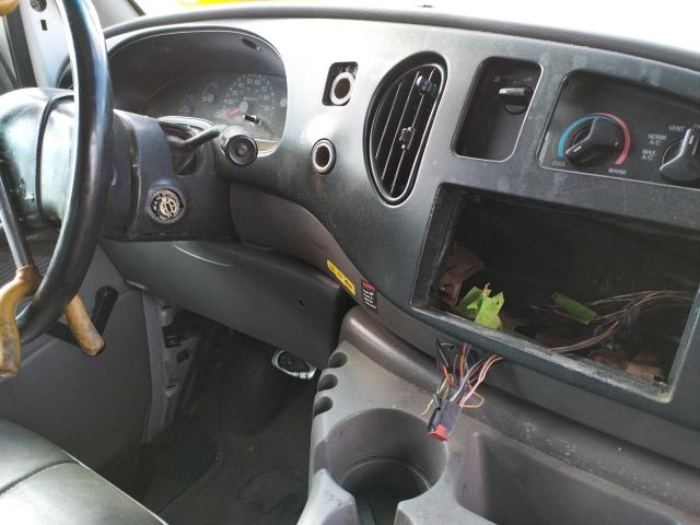 Photo 9 from auction – 2000 FORD ECONOLINE with VIN 1FTNE24L3YHA24930