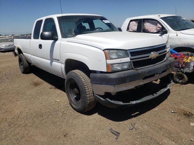 CHEVROLET SILVERADO 2007 with VIN 1GCHK29U27E138988 - Photo from auction
