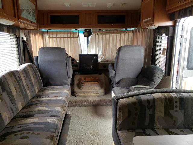 Photo 5 from auction – 2003 FORD F550 SUPER with VIN 1FCLF53S230A01077