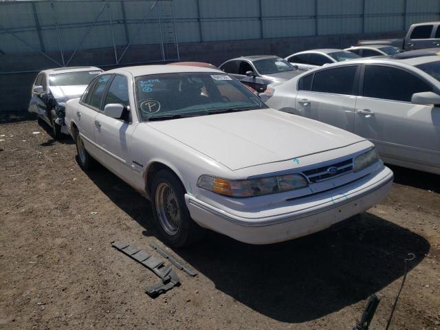 FORD CROWN VICT 1995 with VIN 2FALP74W2SX103818 - Photo from auction