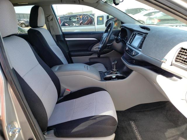 Photo 5 from auction – 2015 TOYOTA HIGHLANDER with VIN 5TDKKRFH5FS101724