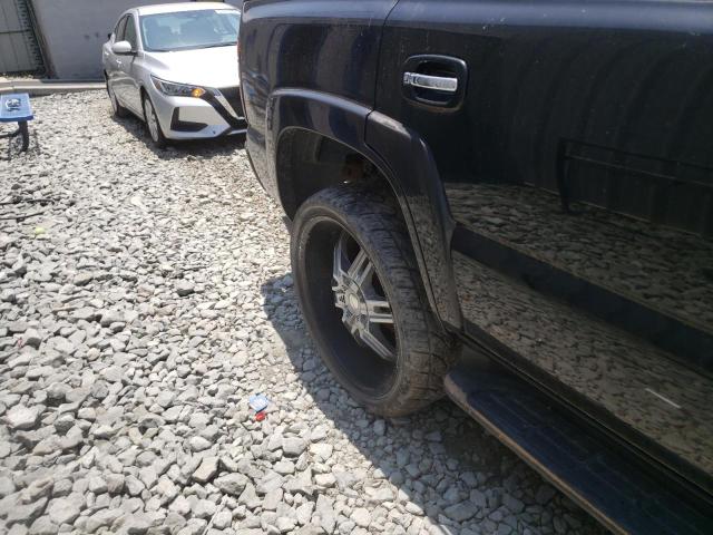 Photo 10 from auction – 2003 GMC YUKON with VIN 1GKEC13T93R138830
