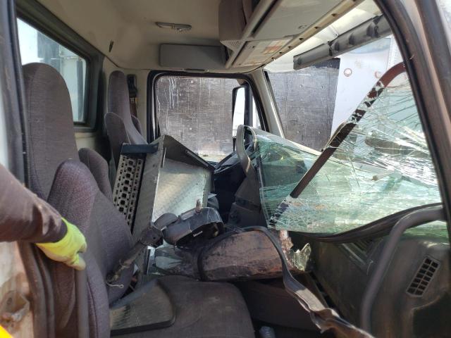 Photo 5 from auction – 2018 VOLVO VNR with VIN 4V4WC9EH2JN894791