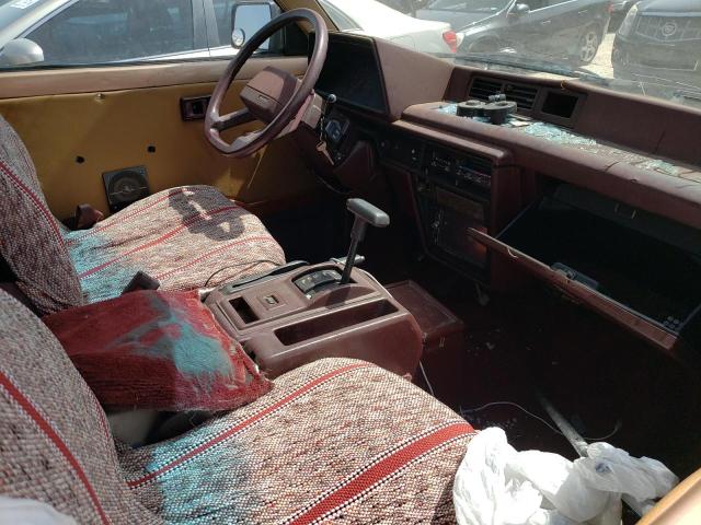 Photo 5 from auction – 1985 TOYOTA VAN WAGON with VIN JT4YR27V7F0022396