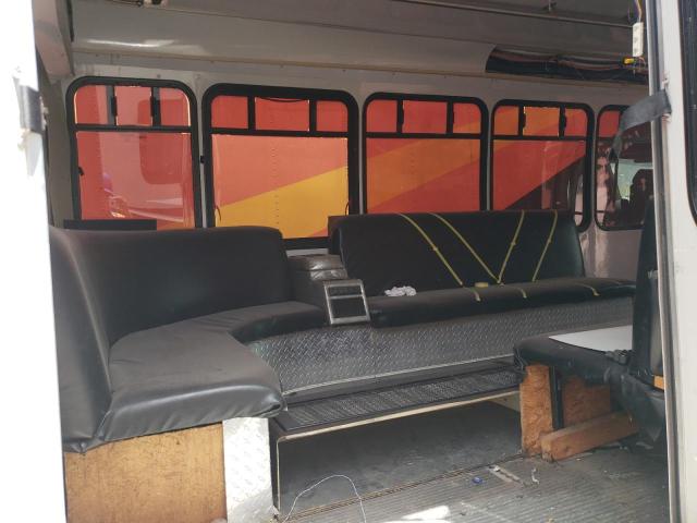 Photo 6 from auction – 2006 FORD ECONOLINE with VIN 1FDXE45S46HA67997
