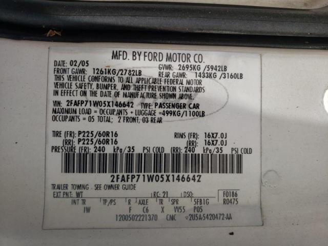 Photo 10 from auction – 2005 FORD CROWN VICT with VIN 2FAFP71W05X146642