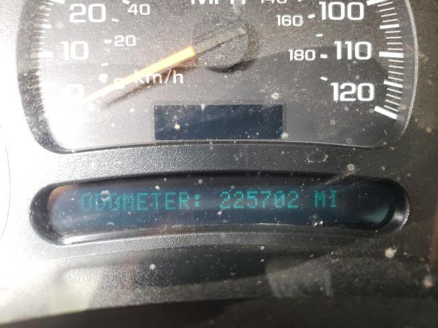 Photo 8 from auction – 2005 CHEVROLET SILVERADO with VIN 2GCEC19T251333764