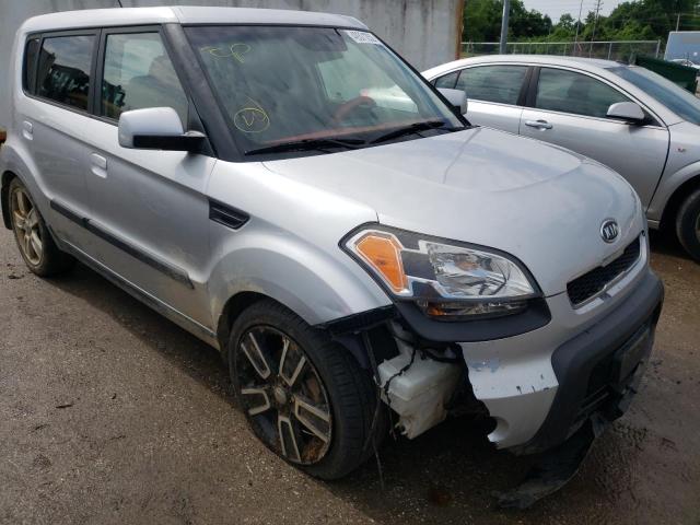 KIA SOUL + 2010 with VIN KNDJT2A22A7702773 - Photo from auction
