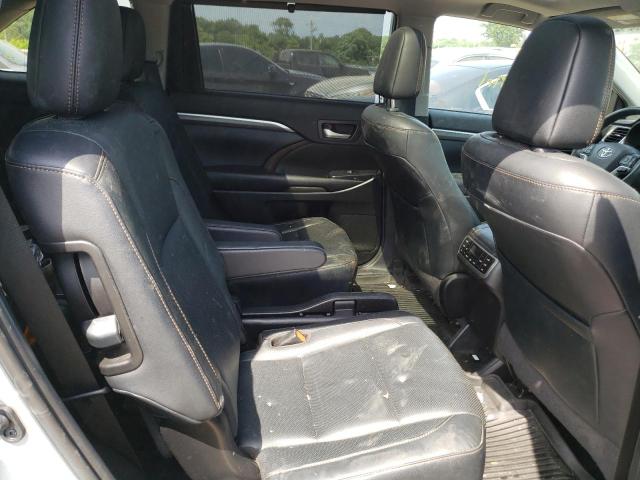 Photo 6 from auction – 2019 TOYOTA HIGHLANDER with VIN 5TDDZRFH7KS708514