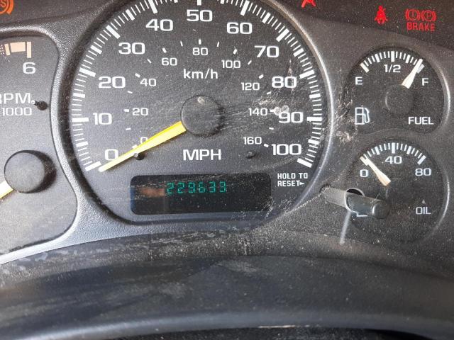 Photo 8 from auction – 2000 CHEVROLET SILVERADO with VIN 1GCEC19W9YZ261287