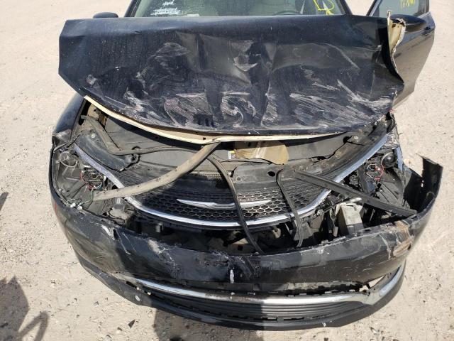 Photo 9 from auction – 2015 CHRYSLER 200 LIMITE with VIN 1C3CCCAB6FN529314